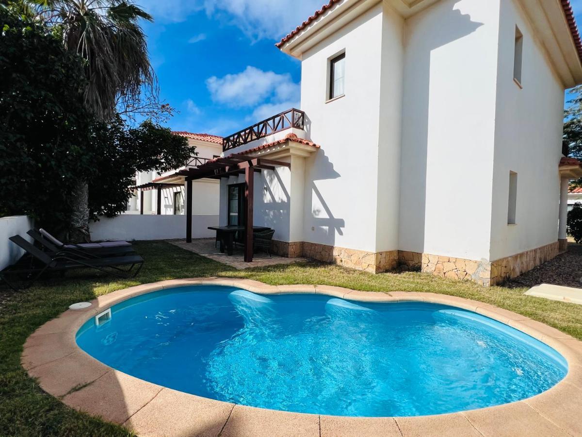 Villa With Privat Pool Near Beach Santa Maria Sal Kap Verde Exterior photo
